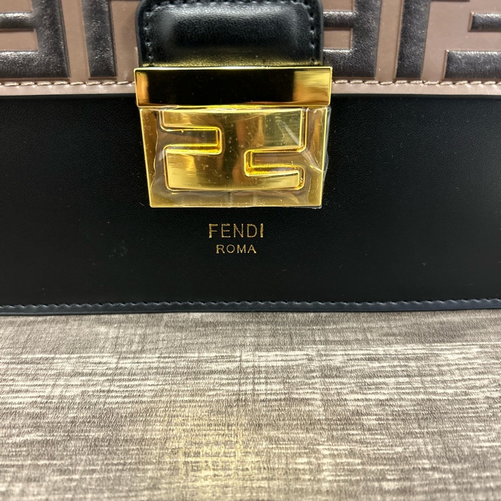 Fashionable Purse